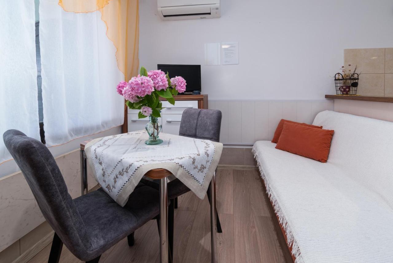 Apartments By The Sea Punat, Krk - 5351 Zewnętrze zdjęcie